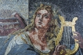 Barbara Giavelli, Vittoria Giulia (tributo a Raffaello, Musa Euterpe), 2004, mosaico in marmo, smalto e oro 24Kt, cm.  113x90,5